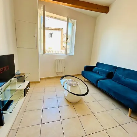 Duplex Climatisé Centre Historique - 3 Guests Appartamento